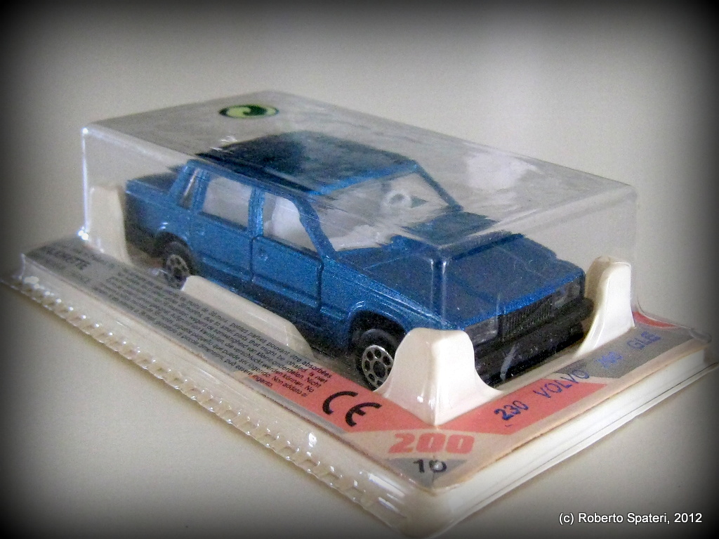 Majorette Volvo 760 (n.230)